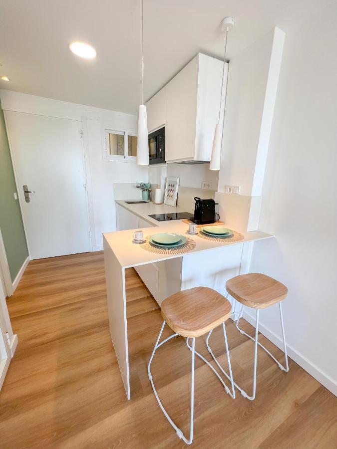 Cozy Studio With Sea Views Benalmádena Eksteriør billede