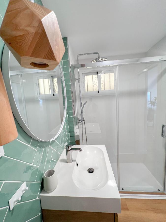 Cozy Studio With Sea Views Benalmádena Eksteriør billede